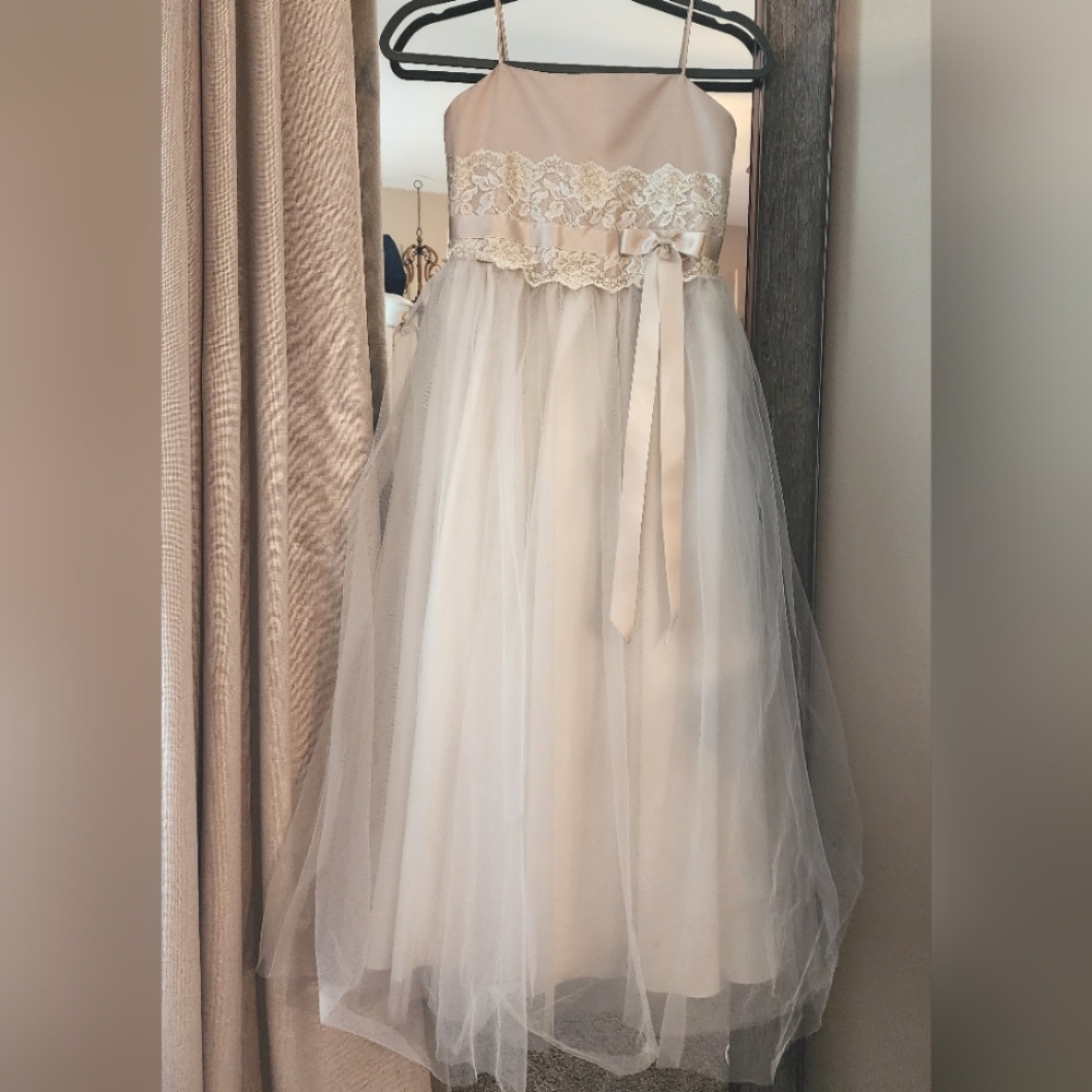 Flower girl dress 💐